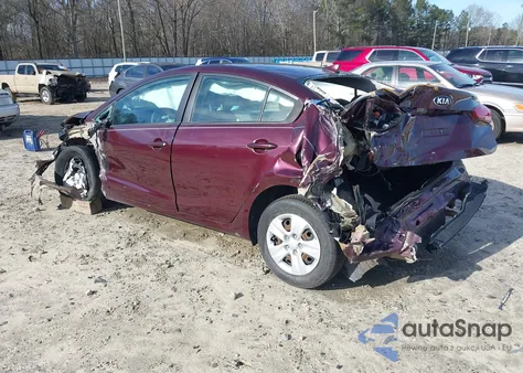 2017 Kia Forte Lx z USA, uszkodzony, nr VIN 3KPFK4A72HE030126